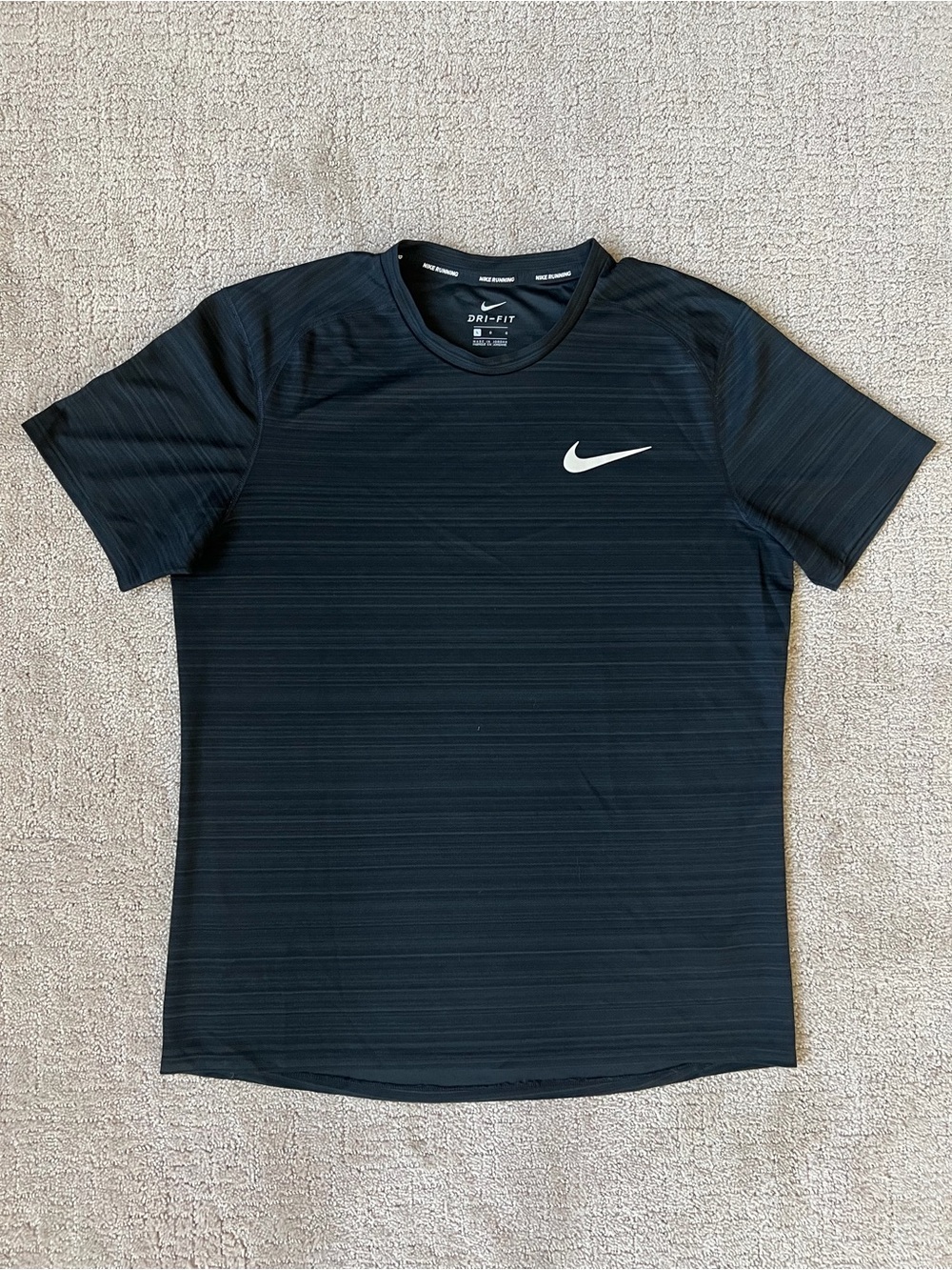 Nike Black Short-Sleeve Dri-FIT Athletic Running Tee